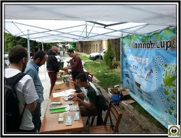 Biocannabis-Cup-2015-toni13-2-recepcion
