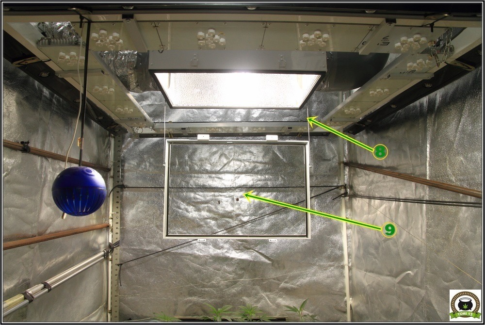 Reflector Sun System tipo cooltube o air cooled instalado en armario con filtro vista inferior